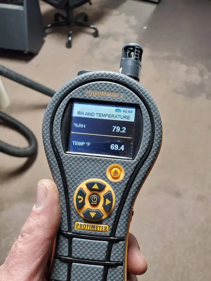 Moisture meter humidity assessment for Mold Remediation & Removal in St. Petersburg